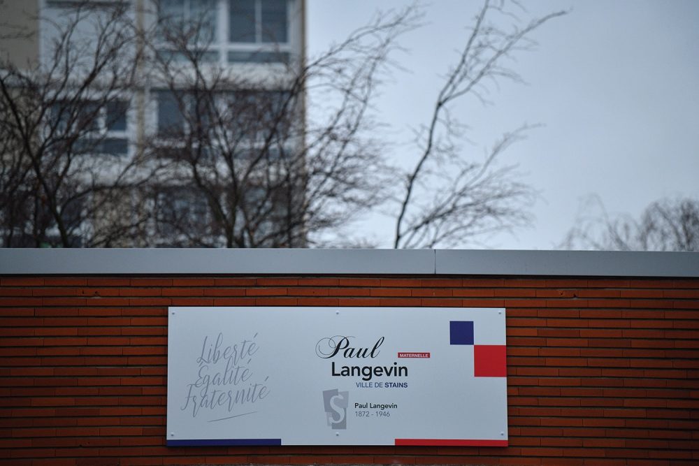 ecole paul langeivn stains