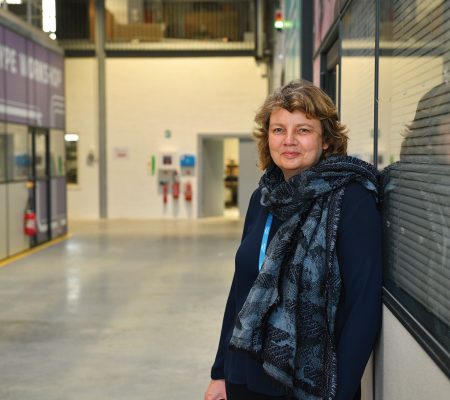 Portrait - « Mesdames, osez la science » - Ville de Stains
